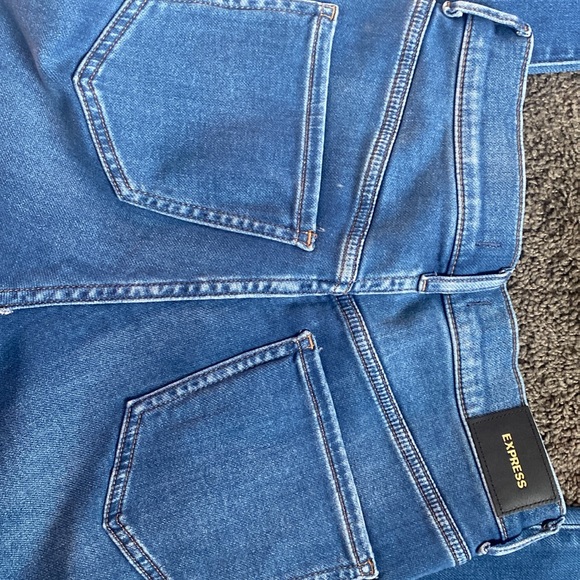 High Rise Skinny Express Jeans - Picture 3 of 6